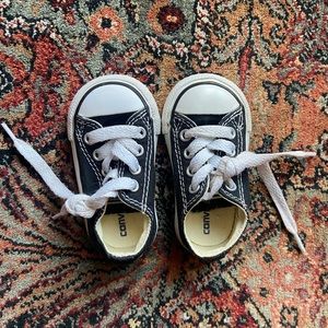 Chuck Taylor All Star Converse Size 3 baby